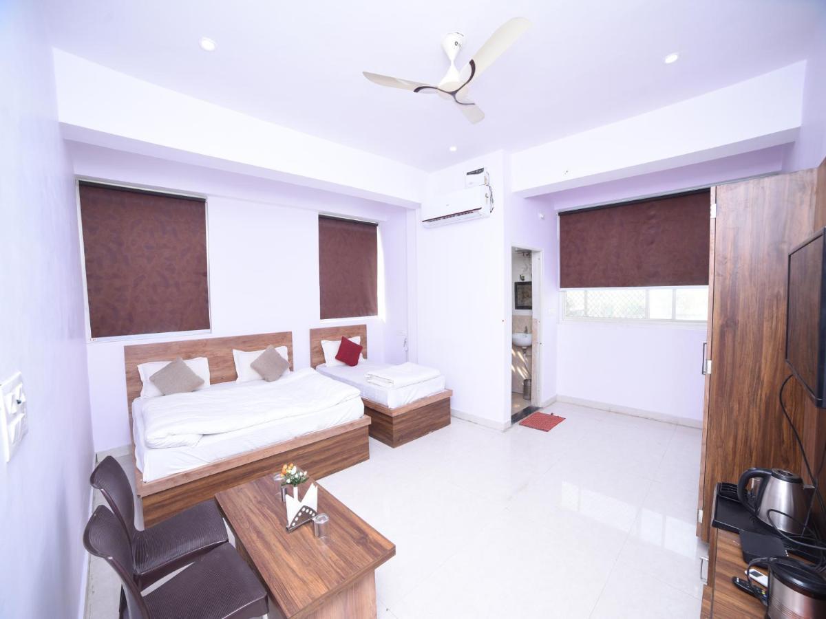 Hotel Shree Sharnam Beāwar Kültér fotó