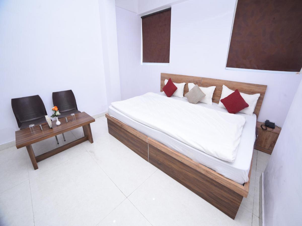 Hotel Shree Sharnam Beāwar Kültér fotó