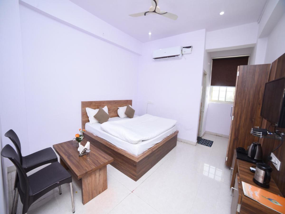 Hotel Shree Sharnam Beāwar Kültér fotó