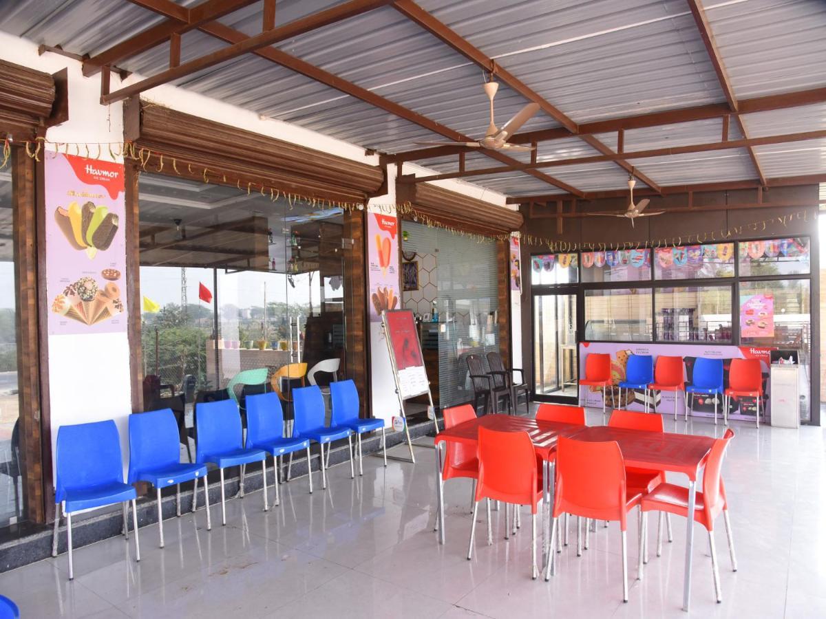 Hotel Shree Sharnam Beāwar Kültér fotó