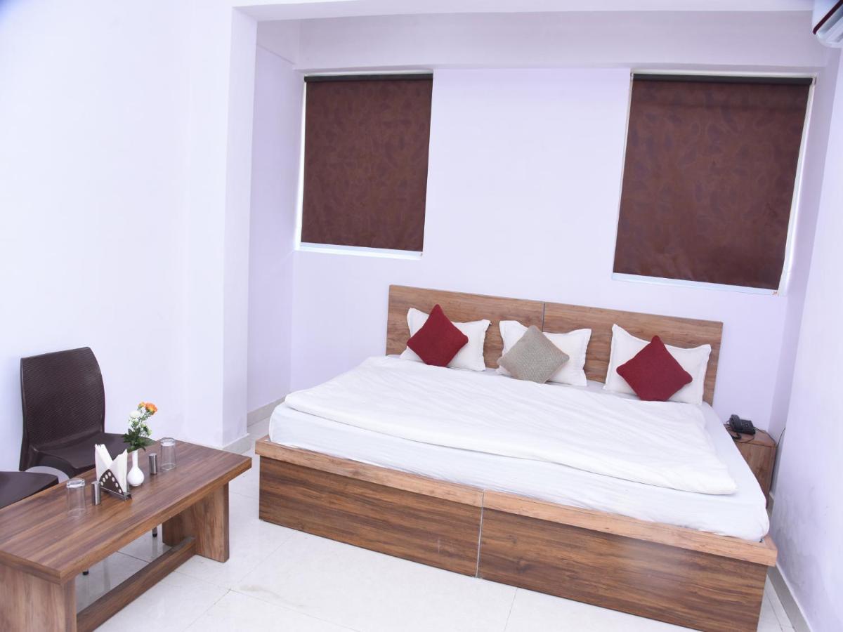 Hotel Shree Sharnam Beāwar Kültér fotó