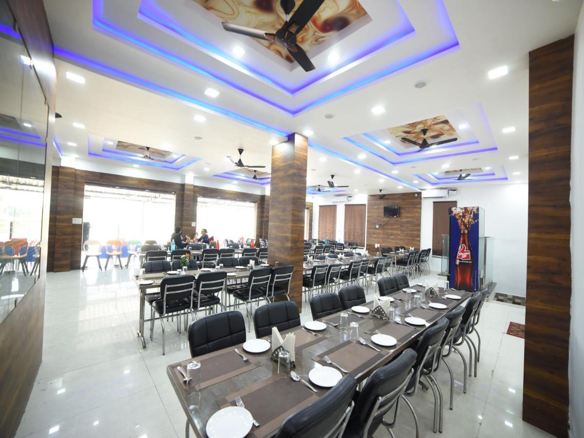 Hotel Shree Sharnam Beāwar Kültér fotó