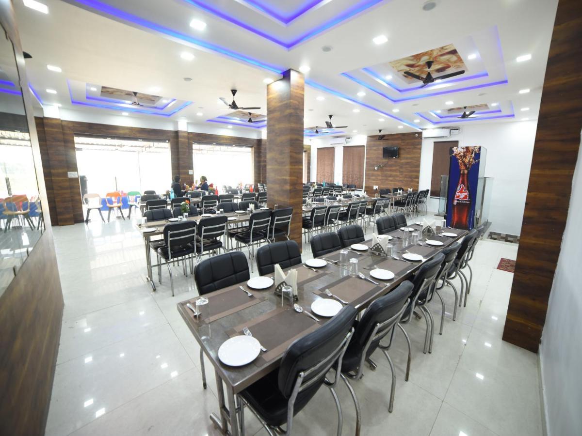 Hotel Shree Sharnam Beāwar Kültér fotó