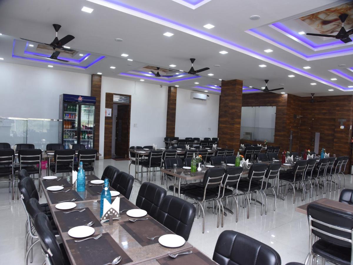 Hotel Shree Sharnam Beāwar Kültér fotó